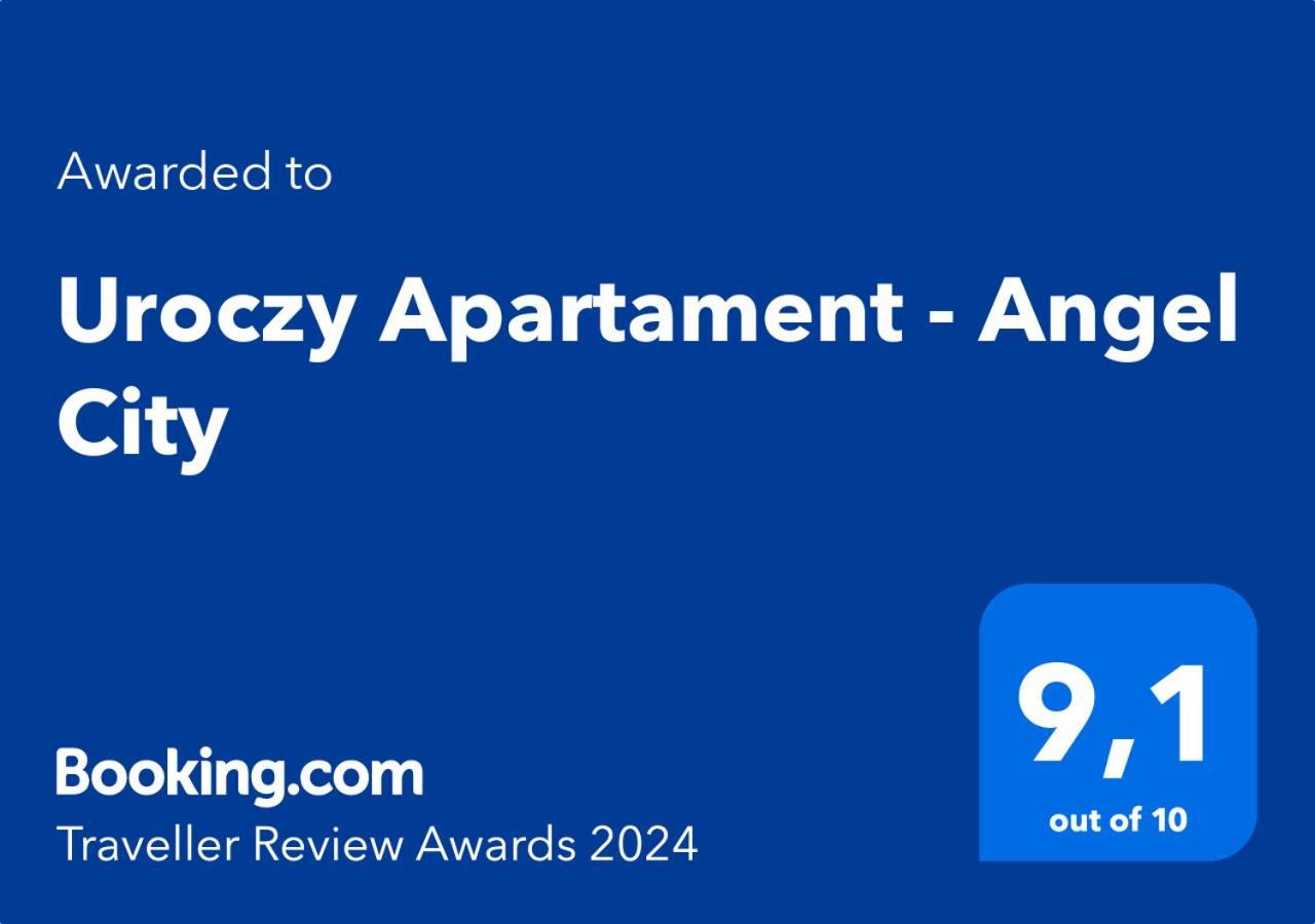 Uroczy Apartament - Angel City Krasków Exterior foto